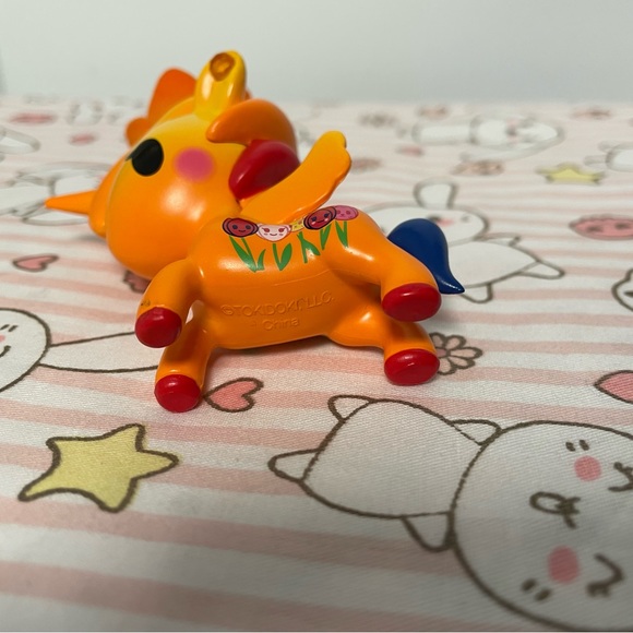 Tokidoki Tulip Unicorno Flower Power Art Mini Figure No Box - Picture 6 of 7